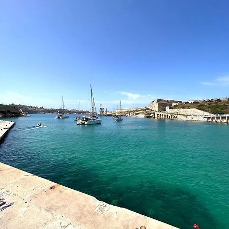 Harbour View With Terrace Kalkara