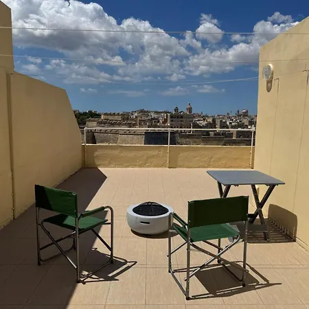 Harbour View With Terrace * Kalkara