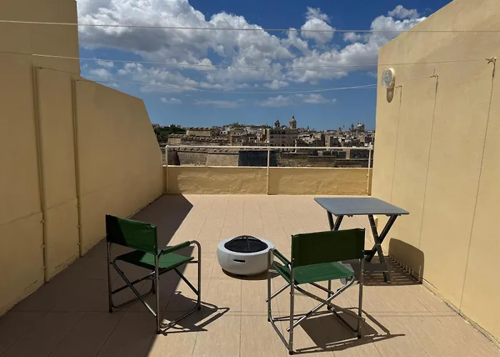 Harbour View With Terrace * Kalkara